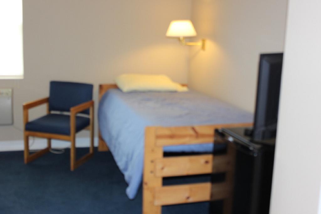 Lewiston Hall Hostel Foley Pokój zdjęcie